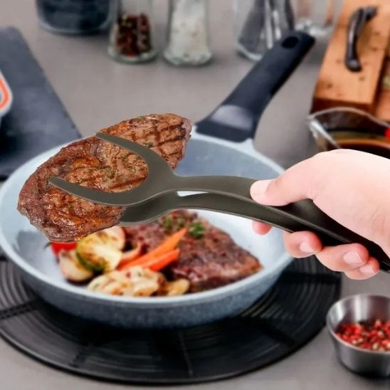 Spatule-de-cuisine-2-en-1-steak