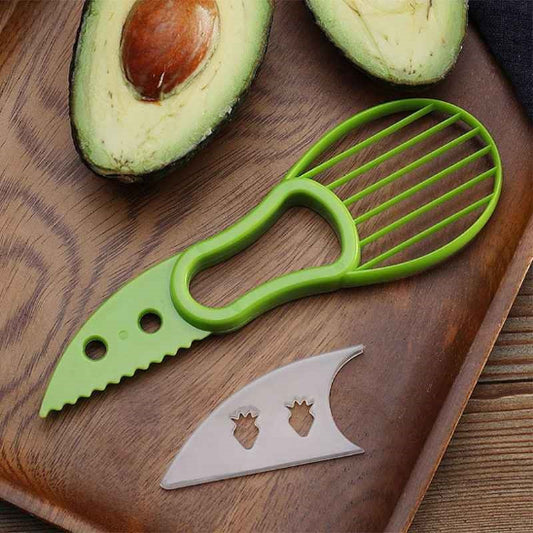 couteau-a-avocat-sur-planche