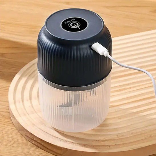 hachoir-electrique-qui-est-en-train-de-recharger