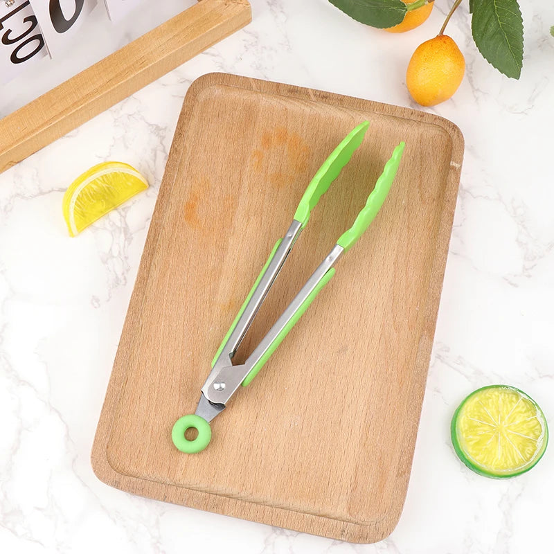 pince-de-cuisine-en-silicone-vert